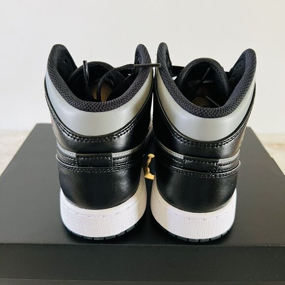 NIKE Air Jordan 1 Mid Black/Particle Grey/White/Gym Red - US 7 - Picture 4 of 7